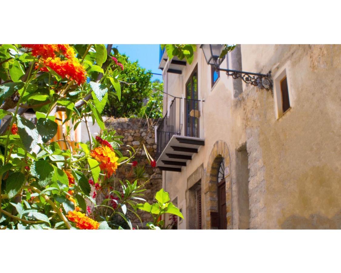 Ferienwohnung Cortile Osterio XIV Cefalù Exterior foto